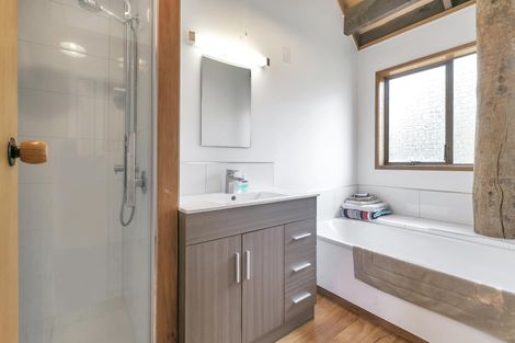 Photo of property in 25 Jacaranda Avenue, Beach Haven, Auckland, 0626