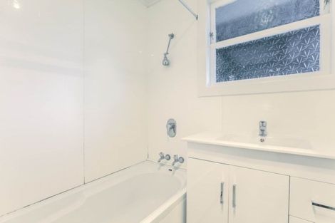 Photo of property in 1/11 President Avenue, Papakura, 2110