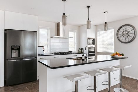 Photo of property in 30 Ridge Drive, Omokoroa, 3114