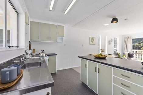 Photo of property in 25 Yarrow Place, Papakowhai, Porirua, 5024