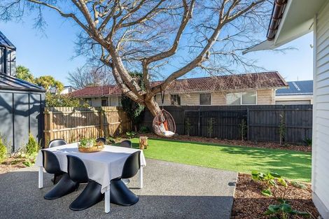 Photo of property in 142 North Avon Road, Richmond, Christchurch, 8013