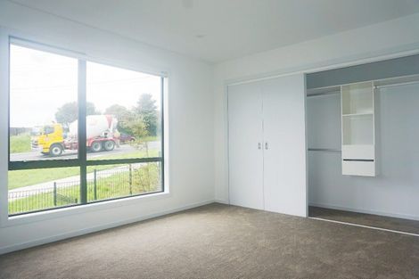 Photo of property in 1 Kea Road, Silverdale, 0932