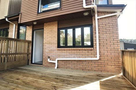 Photo of property in 1 Kanona Way, Albany Heights, Auckland, 0632