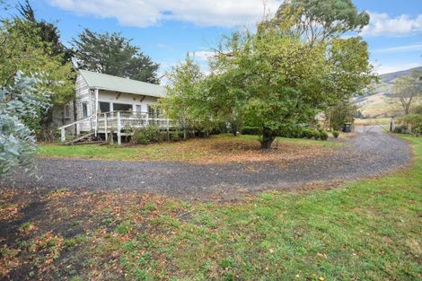 Photo of property in 369 Maungatua Road, Woodside, Outram, 9073