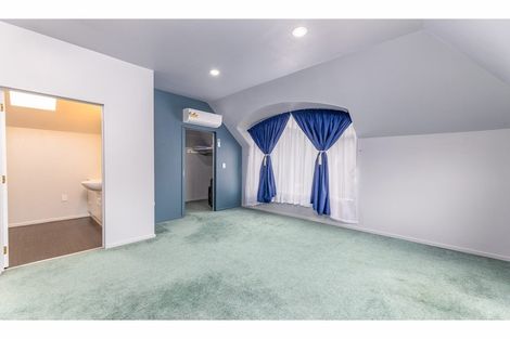 Photo of property in 28 Brockworth Place, Riccarton, Christchurch, 8011