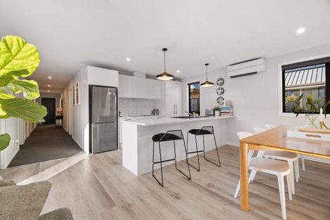 Photo of property in 19 Shepherd Road, Jacks Point, Queenstown, 9371