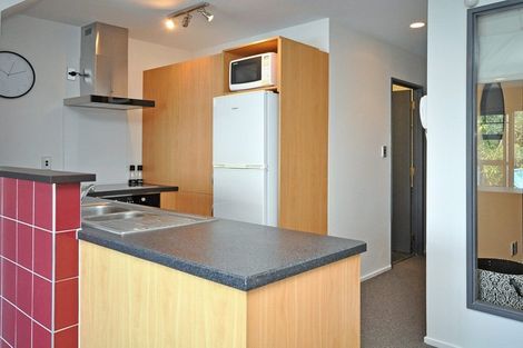 Photo of property in 7/2 Atarangi Road, Greenlane, Auckland, 1051