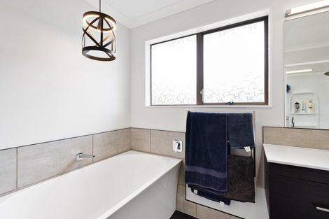 Photo of property in 10 Martin Harvey Street, Levin, 5510