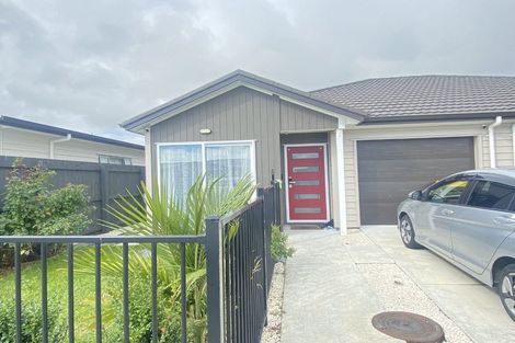 Photo of property in 35 Kapowai Boulevard, Takanini, 2112