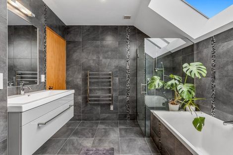 Photo of property in 81 Whaka Terrace, Huntsbury, Christchurch, 8022