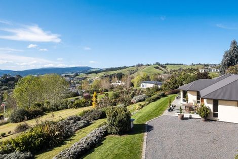 Photo of property in 19 Fairmile Drive, Kinmont Park, Mosgiel, 9024