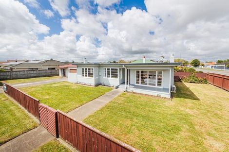 Photo of property in 4 Rata Street, Roslyn, Palmerston North, 4414