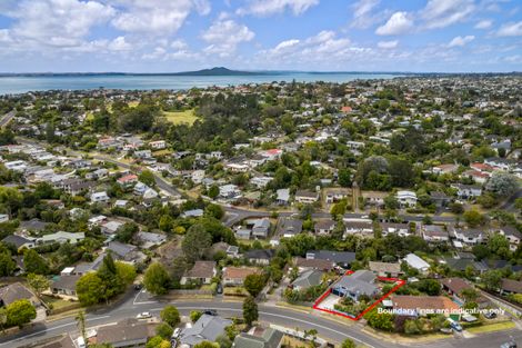 Photo of property in 123 Weatherly Road, Torbay, Auckland, 0630