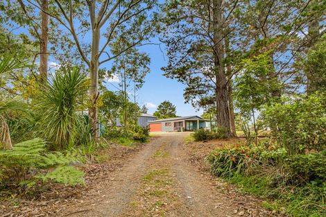 Photo of property in 129 Mcleod Road, South Head, Helensville, 0874