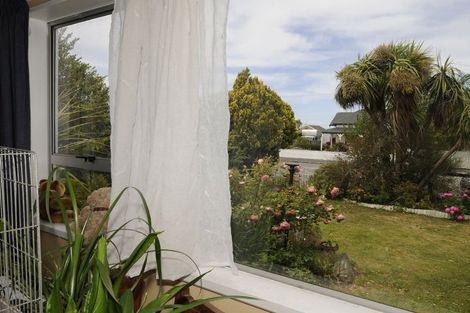 Photo of property in 30 Rhodes Street, Waimate, 7924