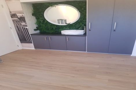 Photo of property in 1/185 Lake Road, Belmont, Auckland, 0622