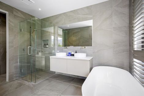 Photo of property in 7 Bendemeer Lane, Lake Hayes, Queenstown, 9371