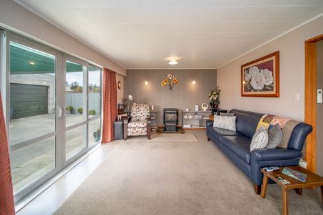 Photo of property in 77 Russell Street, Alexandra, 9320