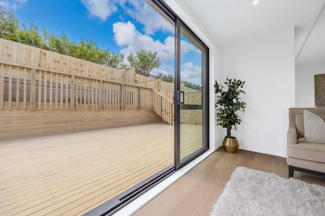 Photo of property in 5/11 Rengarenga Rise, Fairview Heights, Auckland, 0632