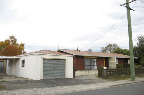 Photo of property in 1 Ajax Street, Milton, 9220
