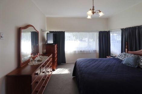 Photo of property in 16 Bracken Street, Petone, Lower Hutt, 5012