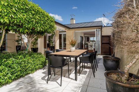 Photo of property in 7 Eric Price Avenue, Takapuna, Auckland, 0620