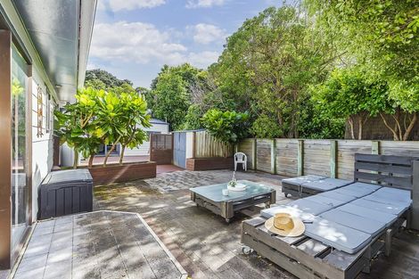 Photo of property in 30 Whanake Street, Titahi Bay, Porirua, 5022