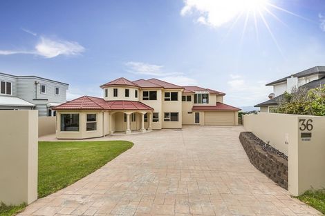 Photo of property in 36 Downing Street, Crofton Downs, Wellington, 6035