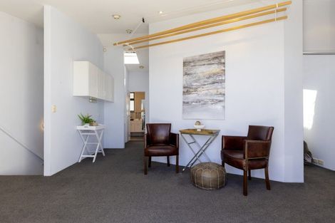 Photo of property in 2/227 Lake Terrace, Waipahihi, Taupo, 3330