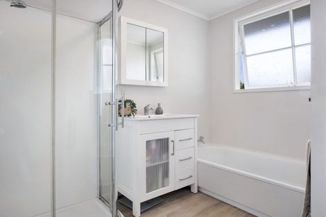 Photo of property in 186 California Drive, Totara Park, Upper Hutt, 5018