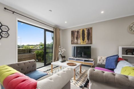 Photo of property in 75 Te Oneroa Way, Long Bay, Auckland, 0630
