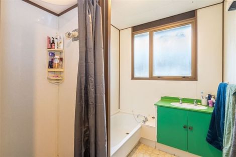 Photo of property in 67 Village Loop Road, Waipori Falls, Outram, 9073