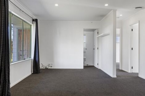 Photo of property in 15 Kiddle Drive, Hilltop, Taupo, 3330