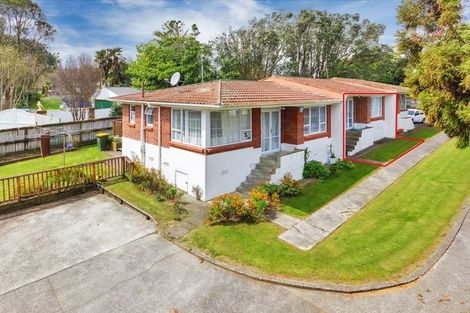 Photo of property in 15 Freshney Place, Hillpark, Auckland, 2102