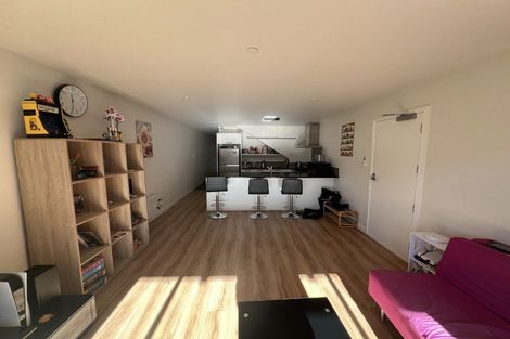 Photo of property in 6/239 Adelaide Road, Newtown, Wellington, 6021