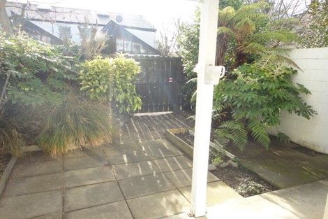 Photo of property in 2/99 Aikmans Road, Merivale, Christchurch, 8014