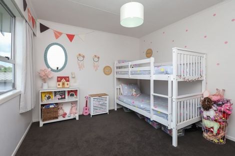 Photo of property in 14 Arkle Place, Nawton, Hamilton, 3200