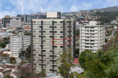 Photo of property in Mansfield Towers, 1 Grant Road, Thorndon, Wellington, 6011