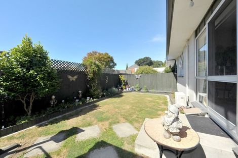 Photo of property in 3/76 Nursery Road, Phillipstown, Christchurch, 8011