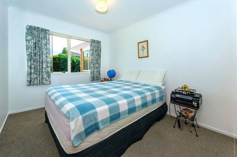 Photo of property in 5 Patricia Place, Harewood, Christchurch, 8051