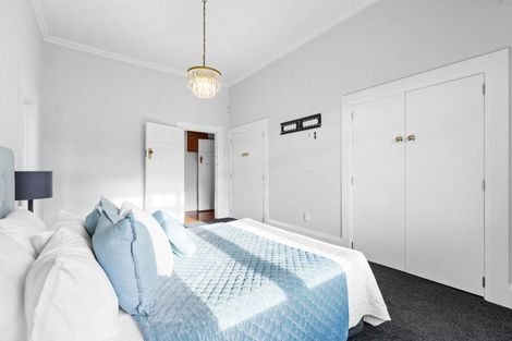 Photo of property in 239 Victoria Avenue, Hokowhitu, Palmerston North, 4410