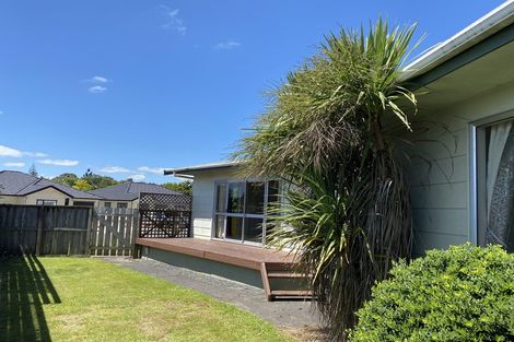 Photo of property in 14 Camden Place, Pukete, Hamilton, 3200