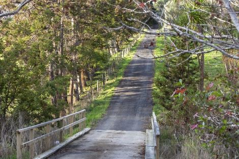 Photo of property in 1812 Kaipara Coast Highway, Kaukapakapa, 0984