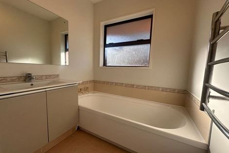 Photo of property in 3 Cranbrook Avenue, Burnside, Christchurch, 8053