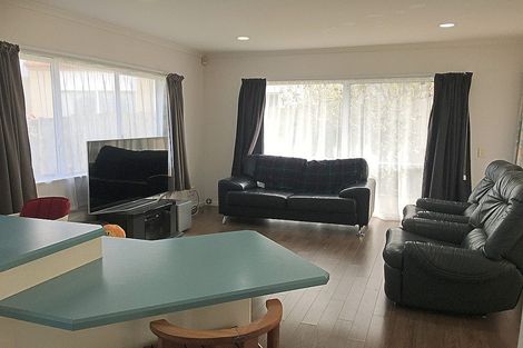 Photo of property in 3 Winton Court, Somerville, Auckland, 2014