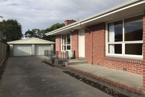 Photo of property in 2/102 Wainoni Road, Avondale, Christchurch, 8061