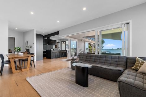 Photo of property in 1 Fourteenth Avenue, Tauranga South, Tauranga, 3112
