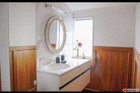 Photo of property in 2 Clearwater Cove, West Harbour, Auckland, 0618