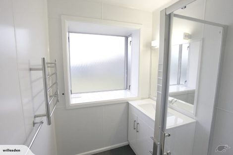 Photo of property in 64 Mahars Road, Mairehau, Christchurch, 8052