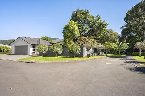 Photo of property in 8 Bateson Way, Heretaunga, Upper Hutt, 5018